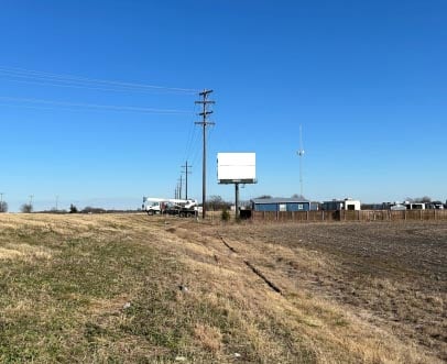 US 380 1mi E/O FM 903 SS Media