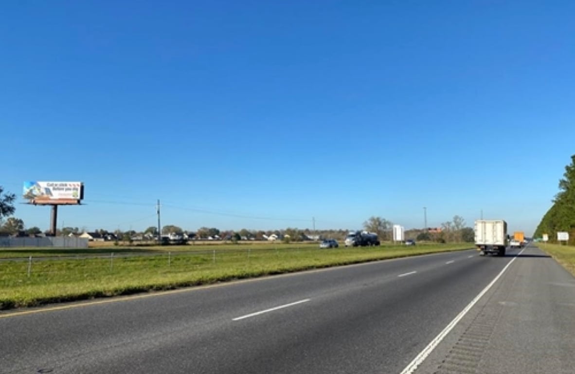 S/S I-10 1 MI W/O HWY 51