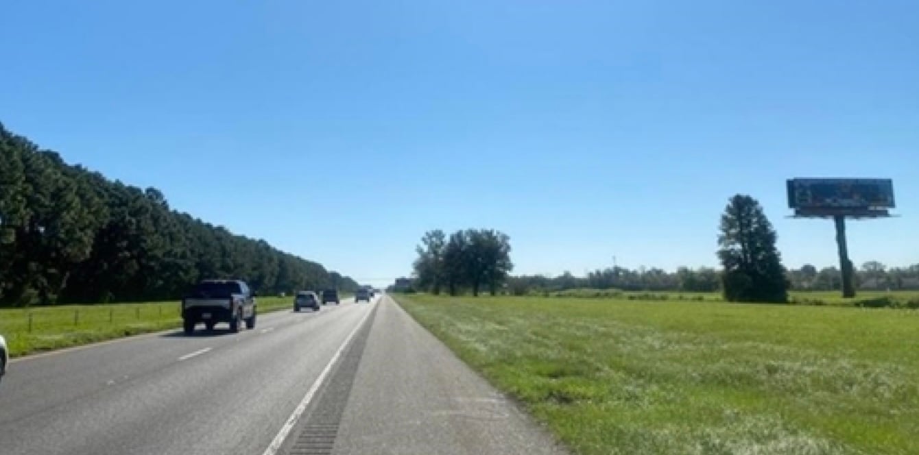 I-10 1.1 MI N/O HWY 51 W/S S/F