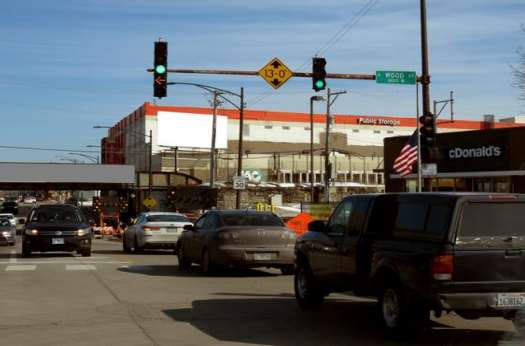 Location photo for W Fullerton Ave near Fullerton Plaza, Lincoln Park (Chicago)