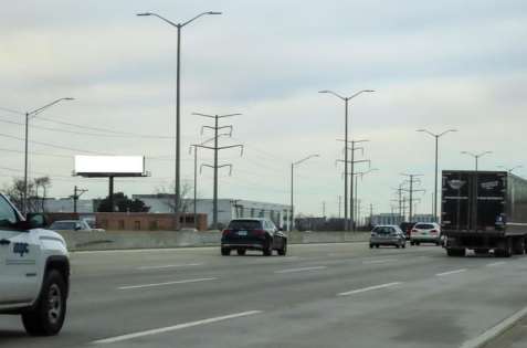 Location photo for Lee St near Briarwood Plaza Shopping Center (Elk Grove Village)