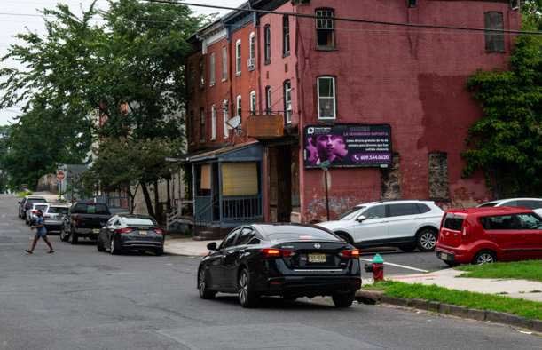 Location photo for Chestnut Ave near Greenwood Ave at Monmouth St, Greenwood & Hamilton (Trenton)