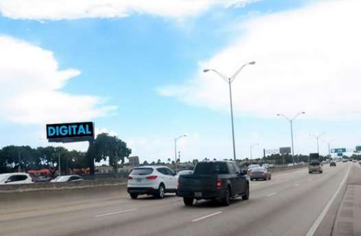 Location photo for NW 167th St near Palm Plaza (Hialeah)