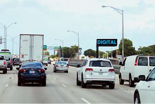 Location photo for NW 167th St near Palm Plaza (Hialeah)