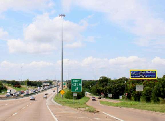 I-35E .5 MILES N/O LAURELAND ROAD E/S Media