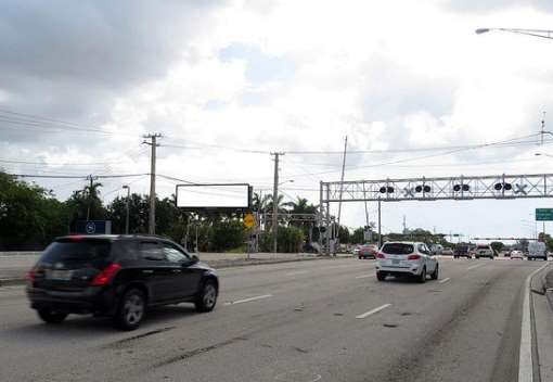 Location photo for W Cypress Creek Rd (Fort Lauderdale)