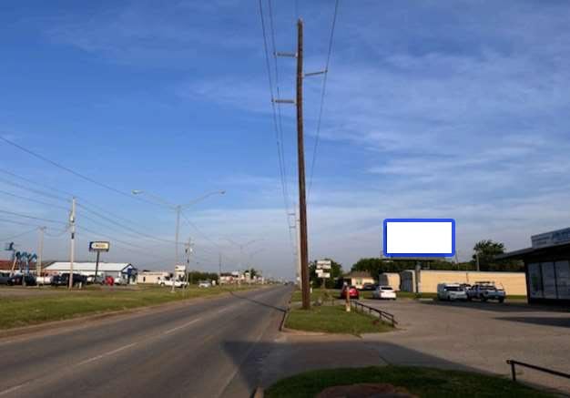 2407 SW Lee Blvd Media