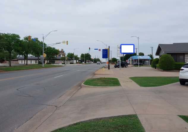 1013 Brook Ave 125 ft N/O 11th ES Media