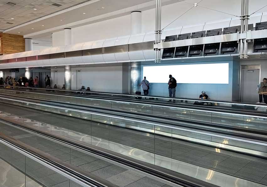 Airport advertising at PHL