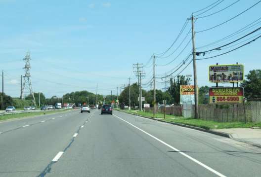 Location photo for Broadhollow Rd (Melville)