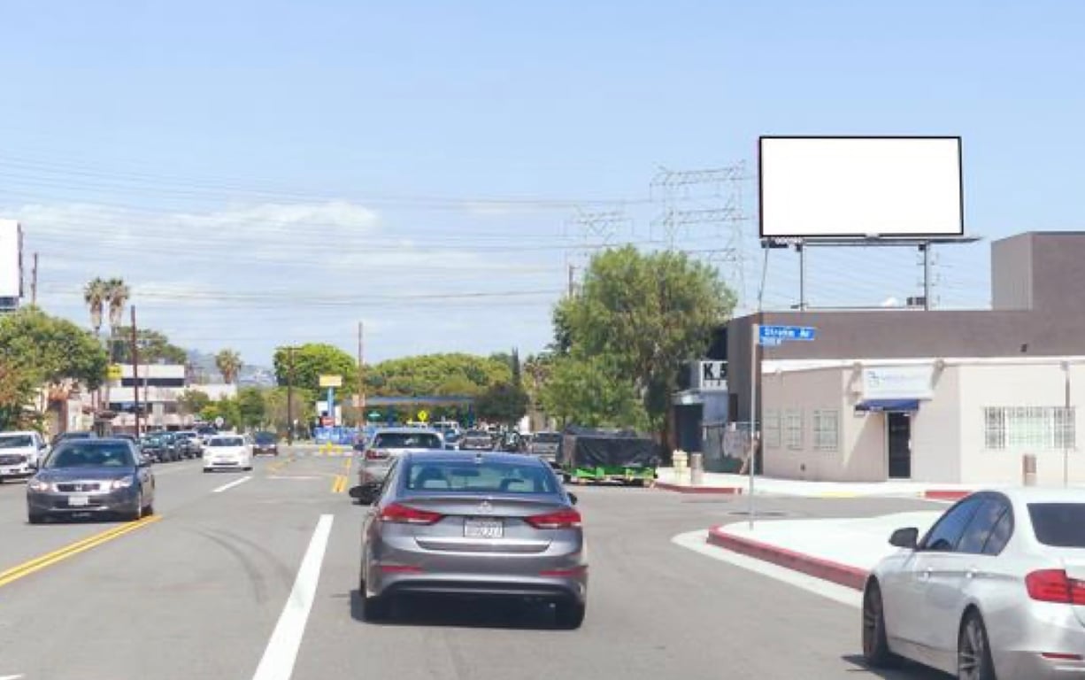 Location photo for Strohm Ave near Burbank & Clybourn, NoHo (Los Angeles)