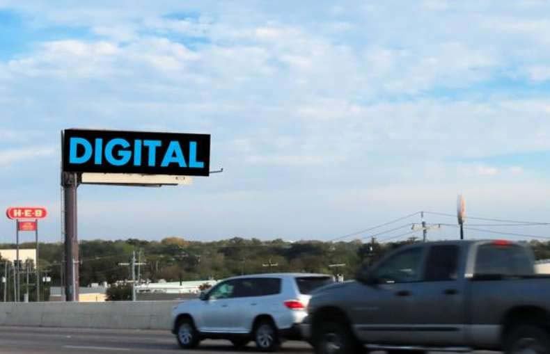 Location photo for Nw Loop 410 E Access Rd & West Ave (Castle Hills)