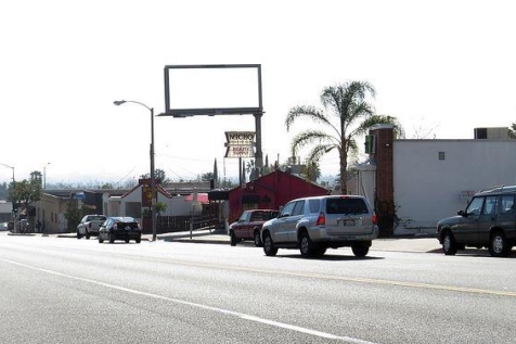 Location photo for Lake Ave near Lake / Mariposa (Altadena)