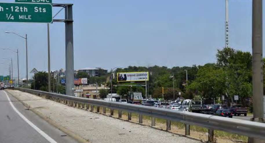 107 I-35 N 200 ft N/O 1st St E ES Media