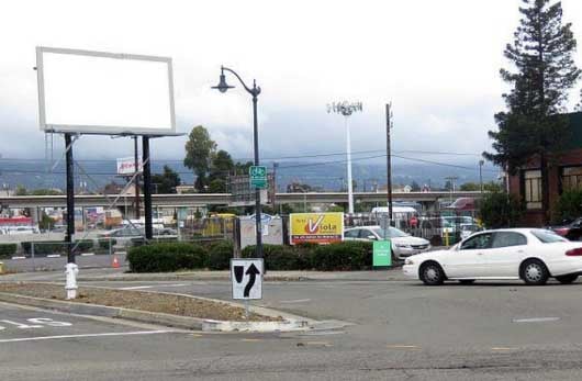 Location photo for Embarcadero near 20th Avenue, East Peralta (Oakland)