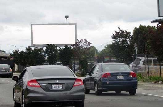 Location photo for Doolittle Dr near Hegenberger Rd & Doolittle Dr (Oakland)