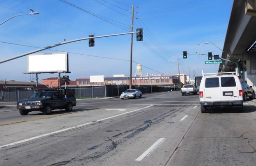 Location photo for San Leandro St near Seminary Av & Div 4 Gate (Near San Leandro St), Coliseum Industrial (Oakland)