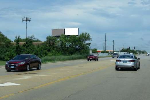 Location photo for IL-53 near The Landings of Lombard (Glen Ellyn)