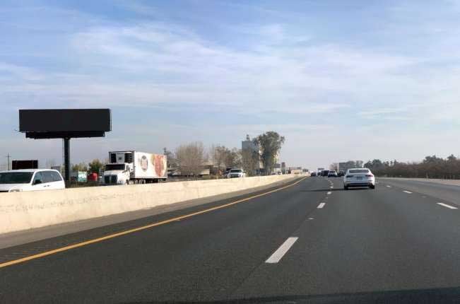 Location photo for 6th St near Bravo Farms Vintage Cheese Factory (Kingsburg)