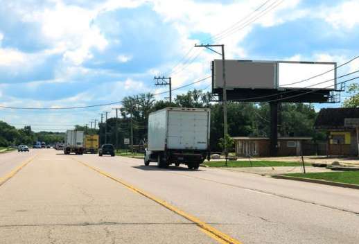 Location photo for E Lake St near Oakfield Shopping Center (Bartlett)