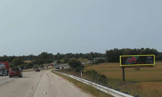 N/S I-74, 950' W/O SR 44 Media