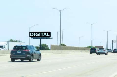 Location photo for 11th Ave near Higgins Rd & Oakton St (Arlington Heights)