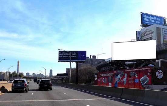 Location photo for 12th Ave near West Harlem Piers, Manhattan (New York)