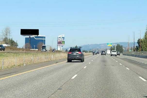 I-5 W/L .35 mi S/O NW La Center Rd WS SF F/S Media