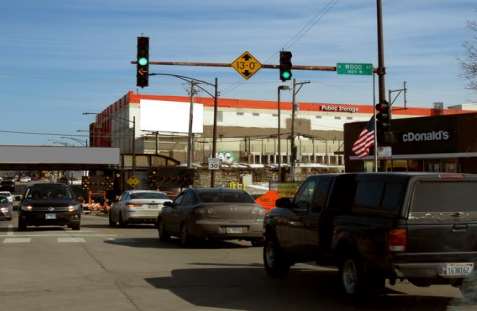 Location photo for W Fullerton Ave near Fullerton Plaza, Lincoln Park (Chicago)