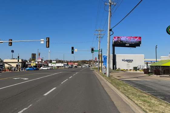 Hwy 13 & Carbon St Media