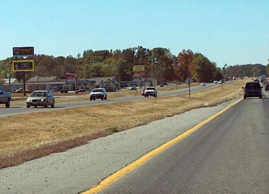 S/S HWY 13, 0.2 MI W/O REED STATION RD Media