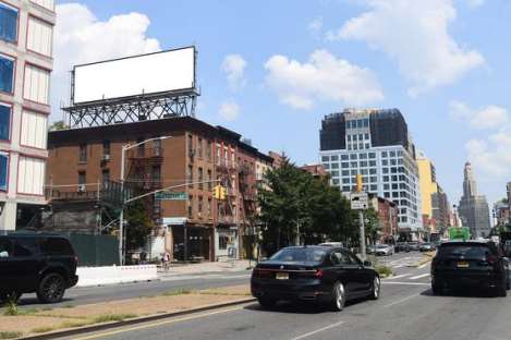Location photo for 4th Ave near Blue: The Tatter Textile Library, Gowanus (Kings County)