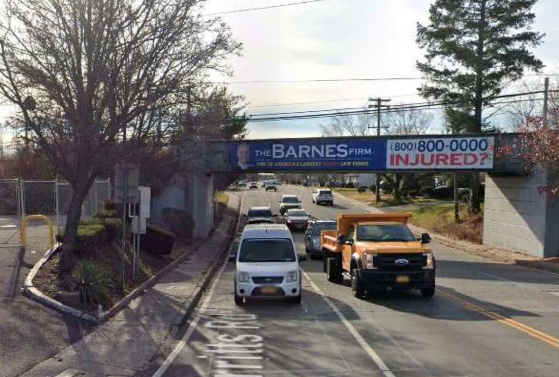 Location photo for Merritts Rd near Hempstead Tpke + Merritts Rd (Farmingdale)