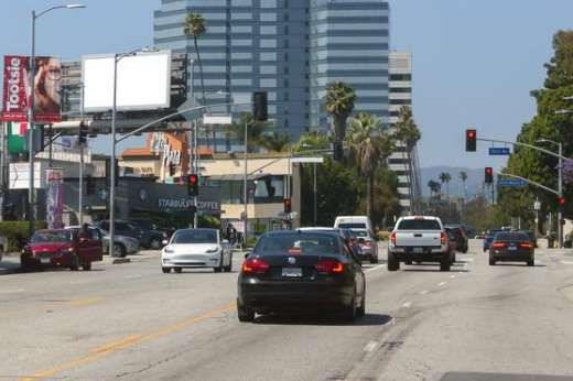 Location photo for Santa Monica Blvd near Santa Monica / Bundy, Sawtelle (Los Angeles)