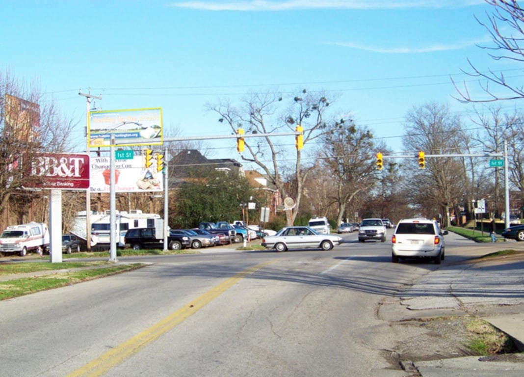 102 6TH AVENUE F/W HI LHR Media