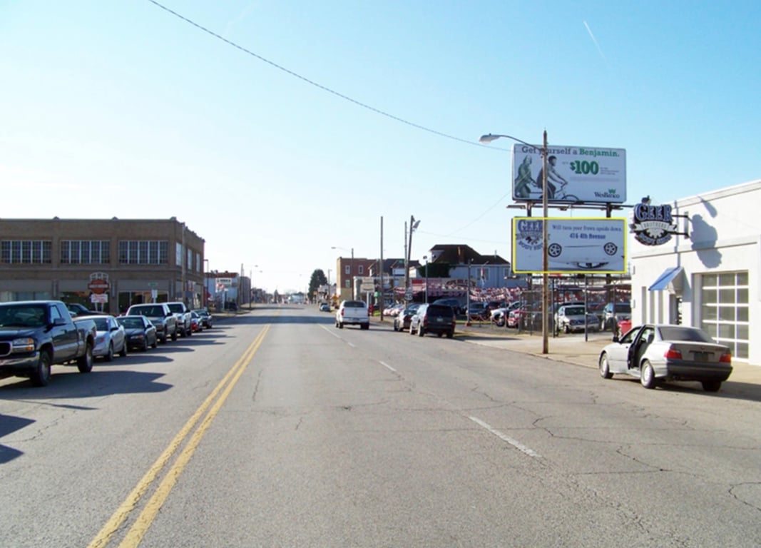 400 4TH AVENUE F/E LO RR Media