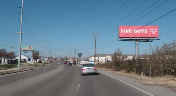 Location photo for Myatt Dr near Myatt Station Outbound, Madison (Nashville)