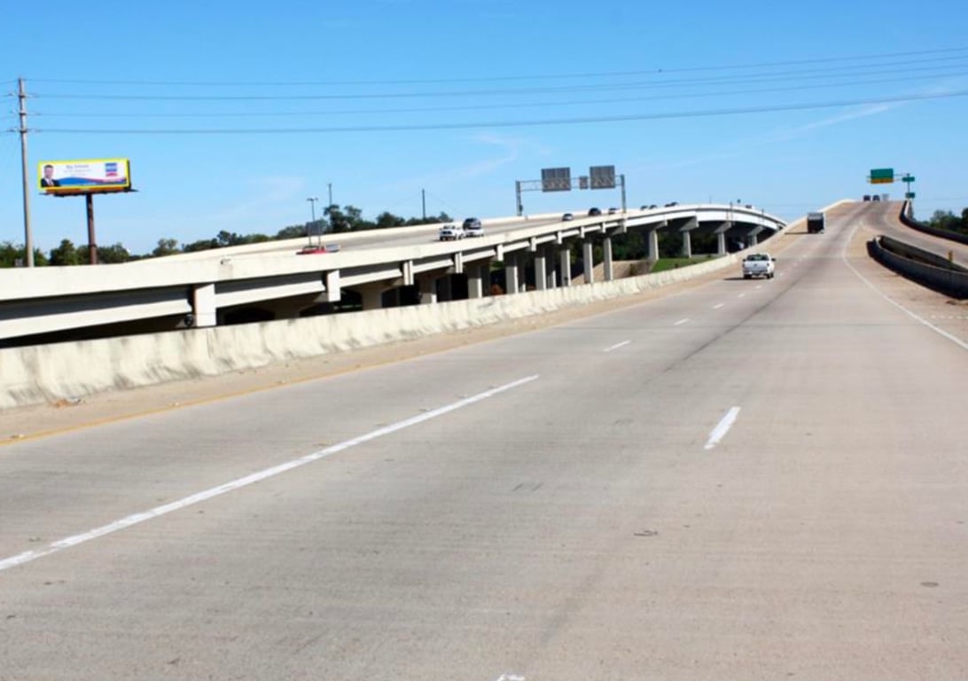 W/S FULTON ST BRIDGE Media