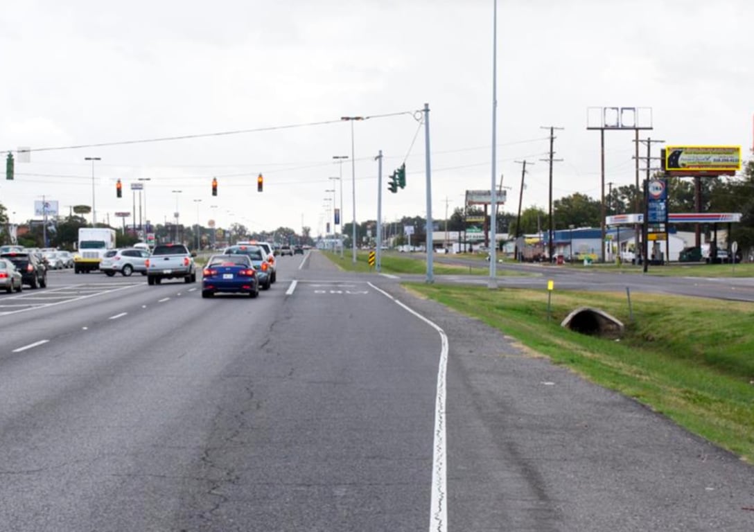 MACARTHUR DRIVE S/O NORTH BLVD. Media