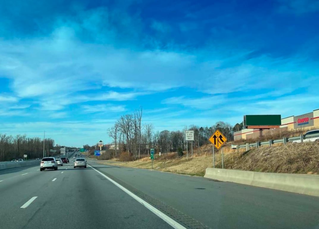 I-77 ES 0.2 mile n/o Brawley School Road Exit 35 Media