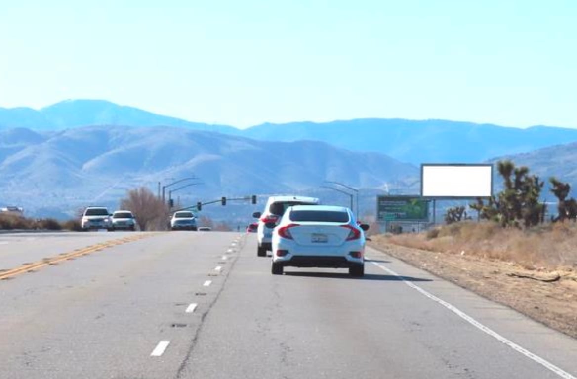 Location photo for Sierra Hwy WS 1.2mi N/O Av P F/N - 1