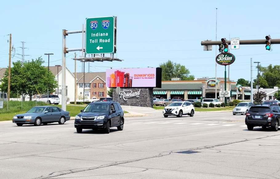 S.R. 933 @ Intersection of Toll Rd Exit & Douglas Rd, S/F Media