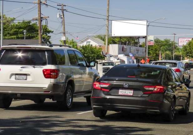 Location photo for Fruitridge Rd near Fruitridge + 71st St, Southeastern Sacramento (Sacramento)