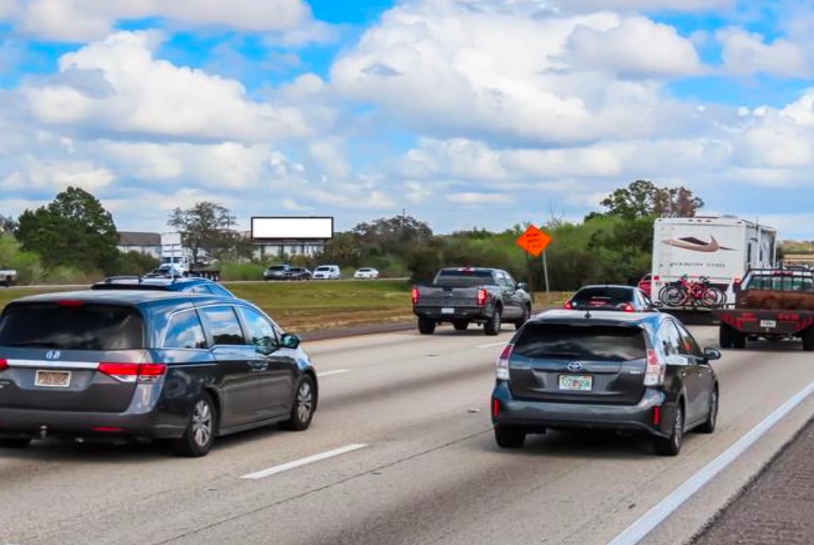 Location photo for Benoi Dr near Lake parker park (Davenport)