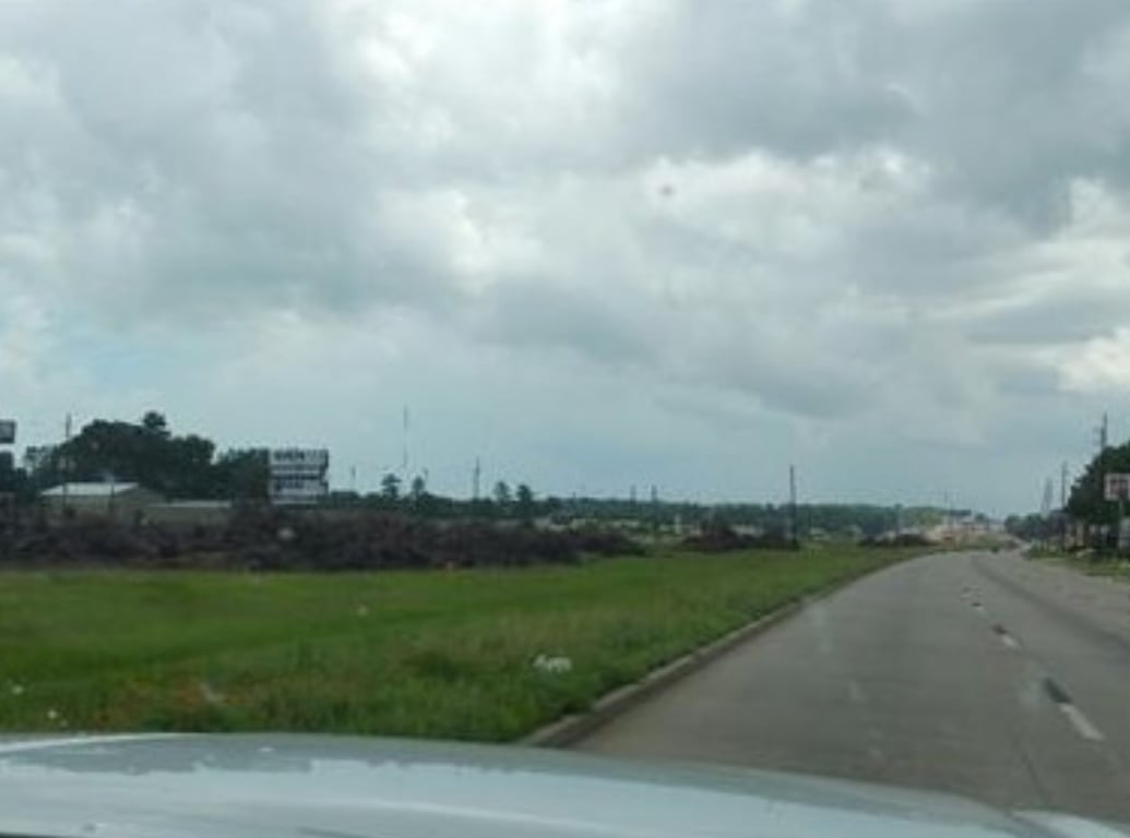 Location photo for Autumn Ln near King's Court RV park & Open Storage, Autumn Woods (Pinehurst)