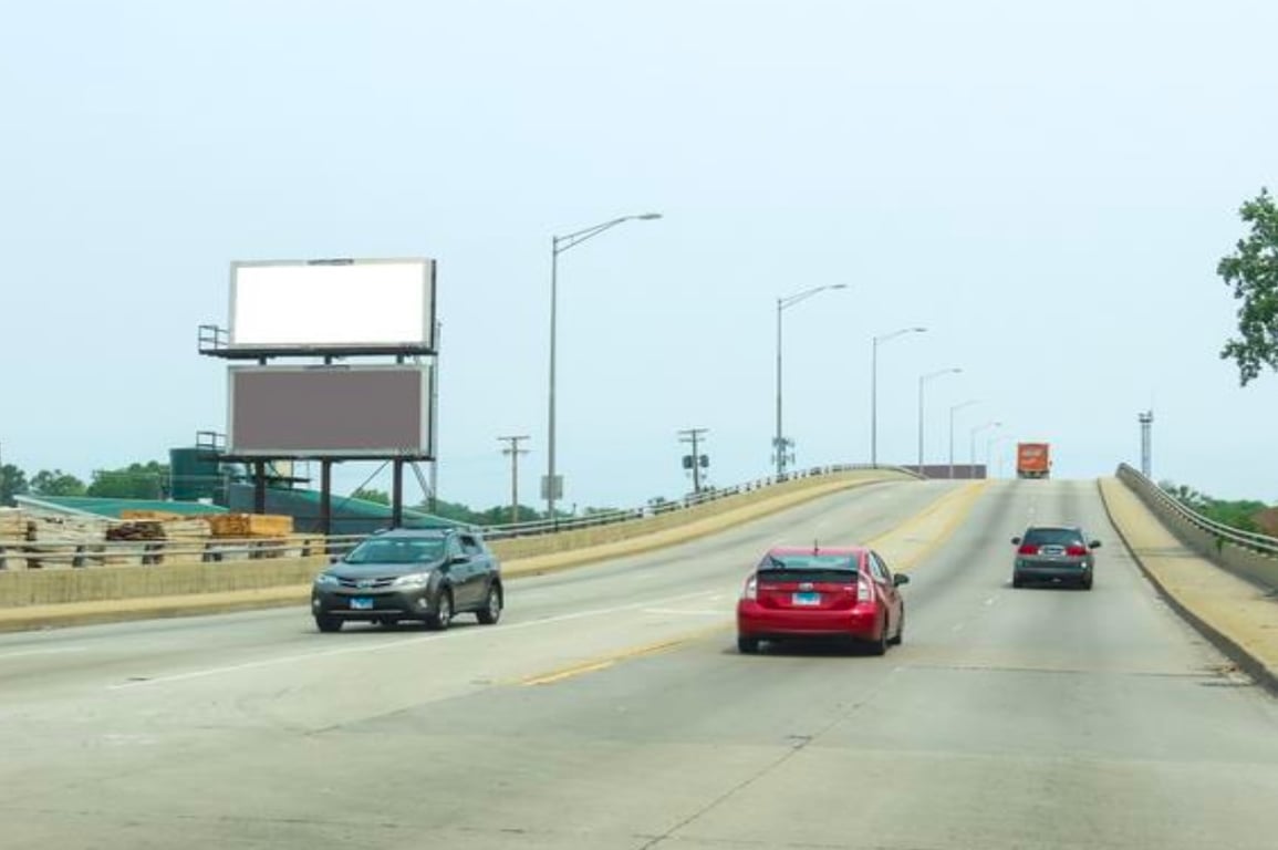 Location photo for Burr Oak Ave near Prairie St. (Blue Island)