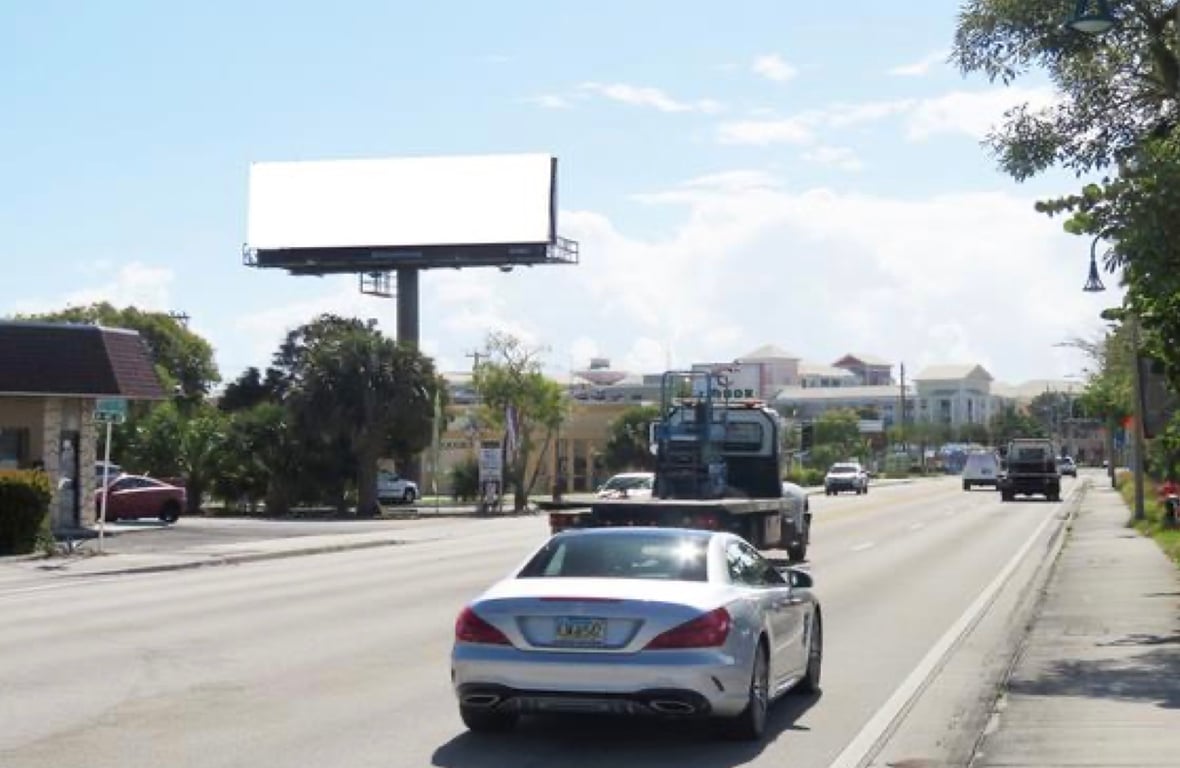 Location photo for N Dixie Hwy near DIXIE HWY at FEDERAL HWY (Lantana)