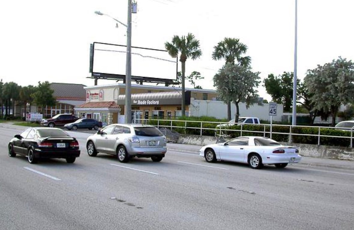 Location photo for Okeechobee Blvd near OKEECHOBEE BLVD at BISCAYNE (West Palm Beach)