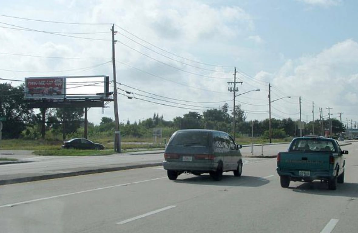 Location photo for S Congress Ave near CONGRESS AVE at KENTUCKY ST (West Palm Beach)