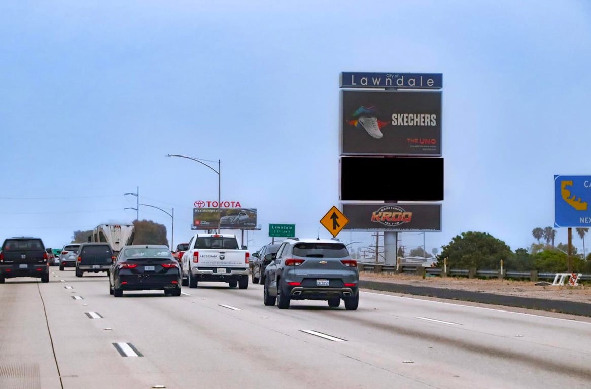 Location photo for W 156th St near Artisan College (Lawndale)